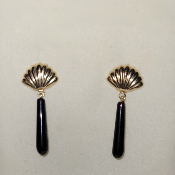 FCM Jewelry - Chic Gold and Black Shell Drop Earrings